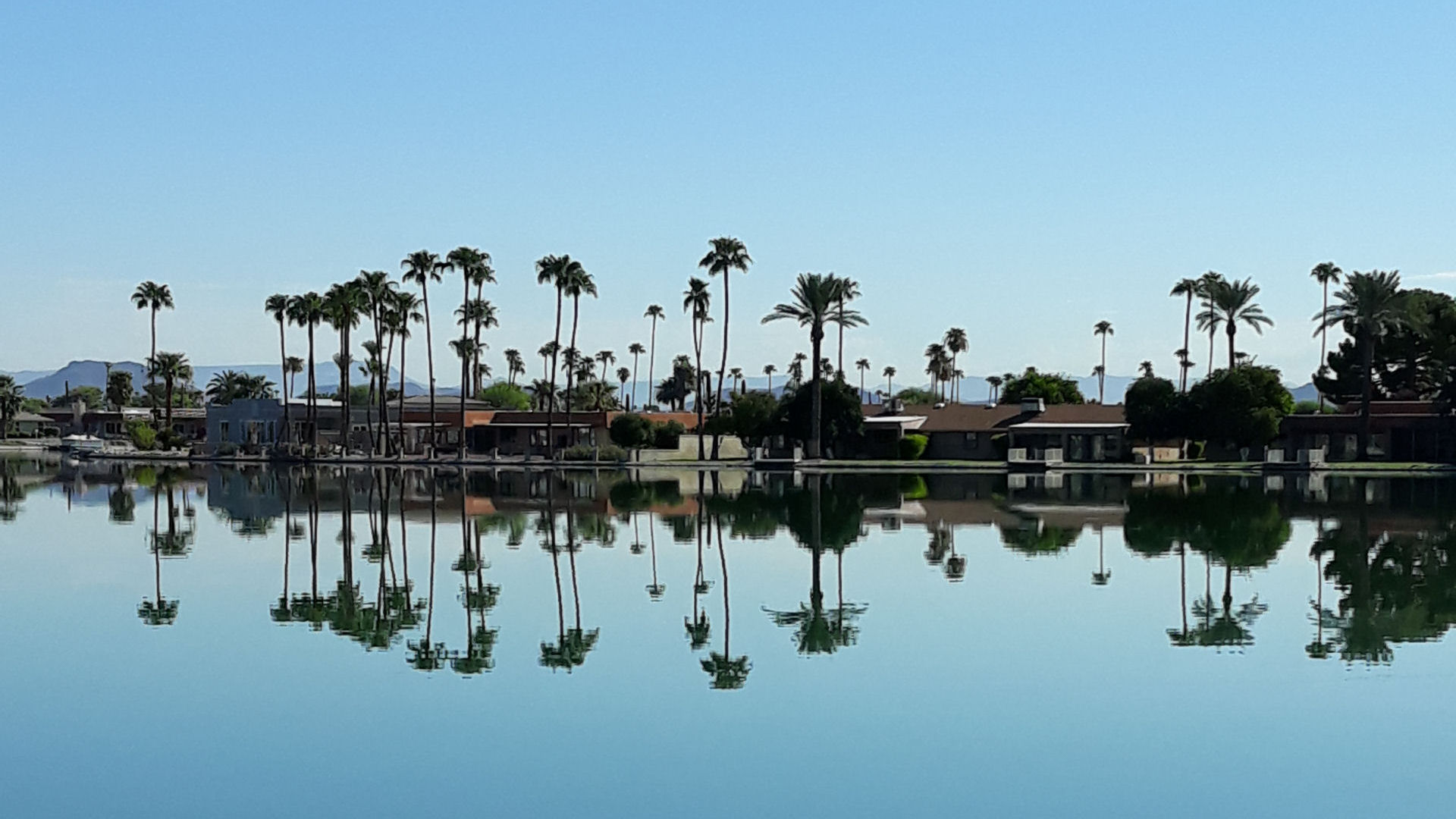 Photo of a Surprise AZ community lake with lake front homes